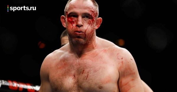 Алексей Олейник следующий бой в UFC проведет 19 июня против Сергея Спивака 